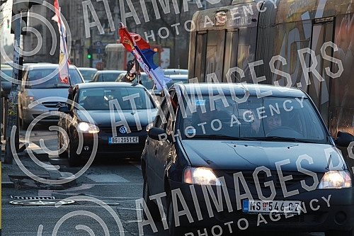Driving a car called Z to win from the Sava Center to the Church of the Holy Trinity, next to the Church of St. Mark in support of Russia.Voznja automobilima pod nazivom Z za pobedu od Sava centra do hrama Svete Trojice, pored Crkve Svetog Marka u 
