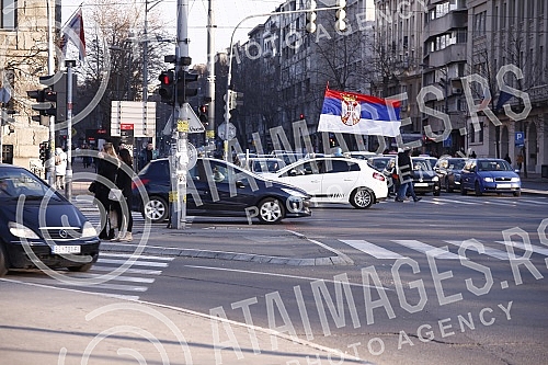 Driving a car called Z to win from the Sava Center to the Church of the Holy Trinity, next to the Church of St. Mark in support of Russia.Voznja automobilima pod nazivom Z za pobedu od Sava centra do hrama Svete Trojice, pored Crkve Svetog Marka u 