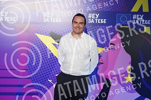 The final evening of the EUROMJUZA 2022 competition will be held on the World Music Day in the Promenada restaurant.Finalno vece takmicenja EUROMJUZA 2022 odrzava se na Svetski dan muzike u restoranu Promenada.