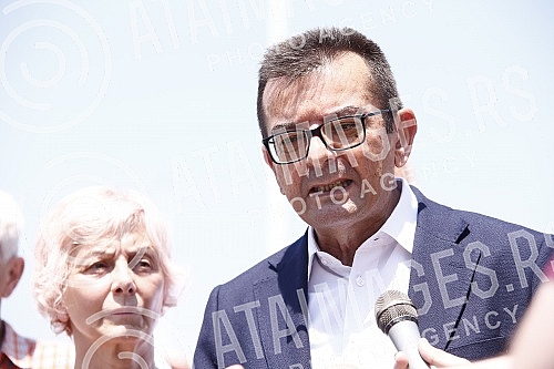 In front of the House of the National Assembly, a press conference of the President of the Movement for Change, Janko Veselinovic, on the occasion of the parliamentary elections and two years since the boycott of the previous elections.Ispred Doma 