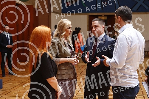 A ceremony was held at the Palace of Serbia on the occasion of awarding scholarships for doctoral students and their inclusion in scientific research.U Palati Srbija odrzana je svecanost povodom dodele ugovora o stipendiranju studenata doktorskih a