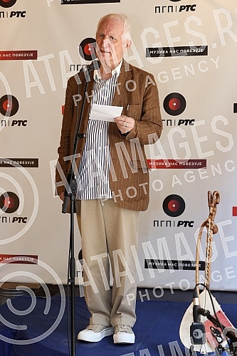 On the World Music Day, the promotion of the album 