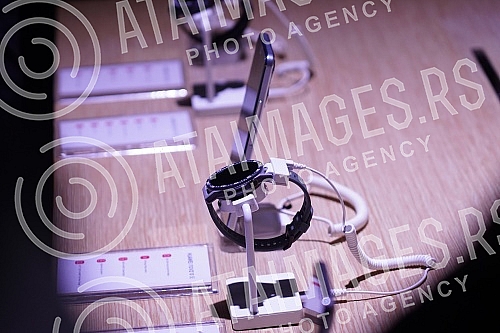 At a regional event in the Belexpo center, Huawei presented new devices and innovations in its business.Na regionalnom dogadjaju u ambijentu Belexpocentra Huawei je  predstavio nove uredjaje i inovacije u svom poslovanju