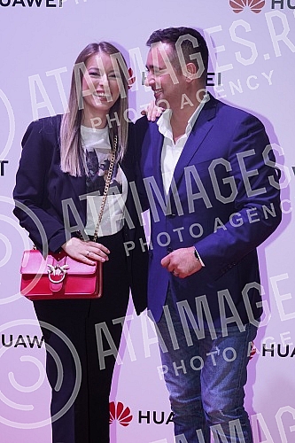 At a regional event in the Belexpo center, Huawei presented new devices and innovations in its business.Na regionalnom dogadjaju u ambijentu Belexpocentra Huawei je  predstavio nove uredjaje i inovacije u svom poslovanju