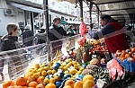 Because of the coronavirus, Belgrade markets operate three days a week on Thursdays, Fridays and Saturdays. Zbog korona virusa pijace u Beogradu rade tri dana nedeljno, cetvrtakom, petakom i subotom.
