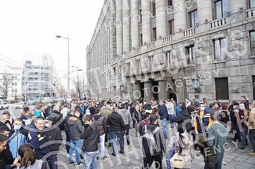 Protest of Post workers organized by the Independent trade union of post workers in front of the Main post office in Belgrade.Protest radnika Poste u organizaciji Samostalnog sindikata postanskih radnika ispred Glavne poste u Beogradu.
