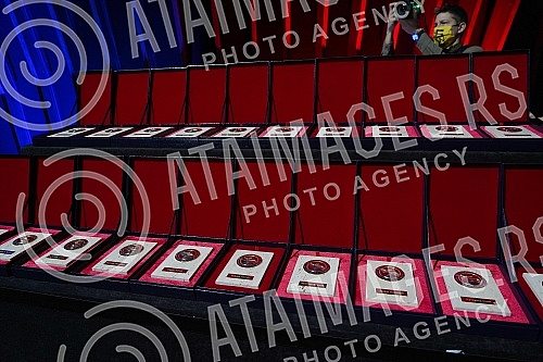 The Prime Minister of the Republic of Serbia, Ana Brnabic, presented the results of the work in the first 100 days of the government in Kombank Hall, and all members of the Government of the Republic of Serbia attended the presentation of the results