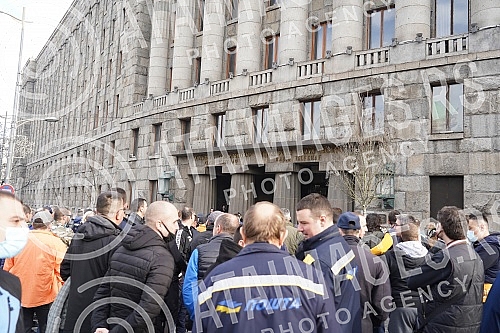 Protest of Post workers organized by the Independent trade union of post workers in front of the Main post office in Belgrade.Protest radnika Poste u organizaciji Samostalnog sindikata postanskih radnika ispred Glavne poste u Beogradu.