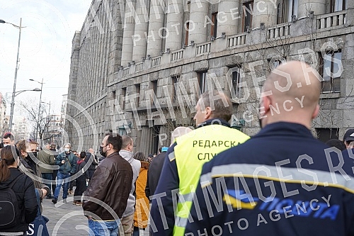 Protest of Post workers organized by the Independent trade union of post workers in front of the Main post office in Belgrade.Protest radnika Poste u organizaciji Samostalnog sindikata postanskih radnika ispred Glavne poste u Beogradu.