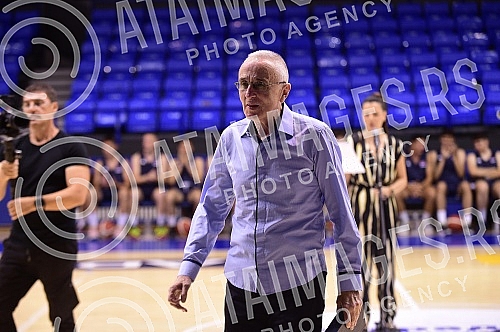 Belgrade basketball clinic Dusan Ivkovic, organized by the Association of Basketball Coaches of Serbia, is held at the Ranko Zeravica Sports Hall in New Belgrade.Beogradska kosarkaska klinika Dusan Ivkovic u organizaciji Udruzenje kosarkaskih trene
