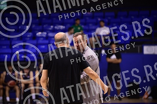 Belgrade basketball clinic Dusan Ivkovic, organized by the Association of Basketball Coaches of Serbia, is held at the Ranko Zeravica Sports Hall in New Belgrade.Beogradska kosarkaska klinika Dusan Ivkovic u organizaciji Udruzenje kosarkaskih trene