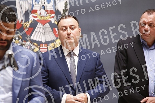 The Mayor of Belgrade, Aleksandar Sapic, presented his assistants and the areas they will be responsible for in the Belgrade City Assembly.