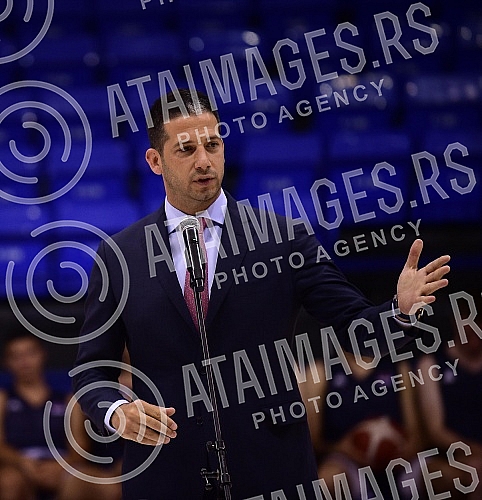 Belgrade basketball clinic Dusan Ivkovic, organized by the Association of Basketball Coaches of Serbia, is held at the Ranko Zeravica Sports Hall in New Belgrade.Beogradska kosarkaska klinika Dusan Ivkovic u organizaciji Udruzenje kosarkaskih trene