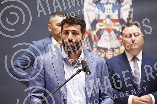 The Mayor of Belgrade, Aleksandar Sapic, presented his assistants and the areas they will be responsible for in the Belgrade City Assembly.