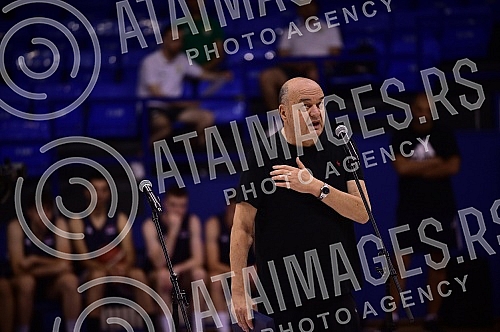 Belgrade basketball clinic Dusan Ivkovic, organized by the Association of Basketball Coaches of Serbia, is held at the Ranko Zeravica Sports Hall in New Belgrade.Beogradska kosarkaska klinika Dusan Ivkovic u organizaciji Udruzenje kosarkaskih trene