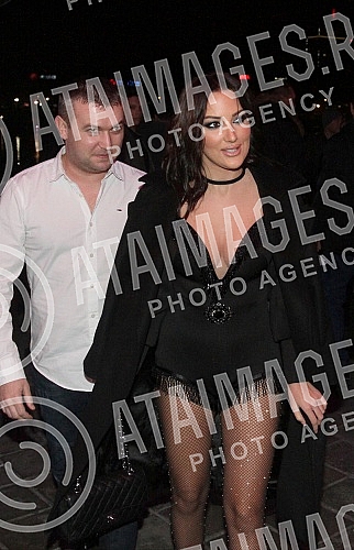 Performance of Aleksandra Prijovic held in night club Gotik.
Nastup Aleksandre Prijovic u nocnom klubu Gotik.