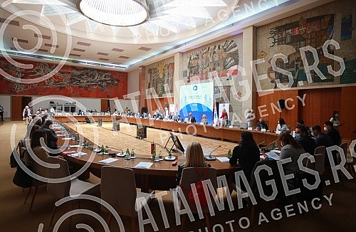 In the Palace of Serbia, organized by the Ministry of Finance and NALED, a round table was held at which the new system for electronic invoicing in Serbia 