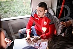 Red Star players have organized clubs with fans prior to the continuation of the Super League season - a tram ride through Belgrade.Fudbaleri Crvene zvezde organizovali su druzenje sa navijacima pred nastavak sezone u Superligi - voznjom tramvajem p