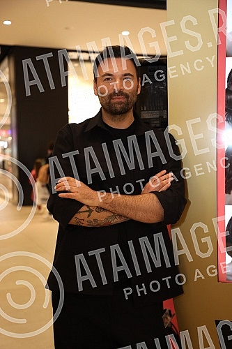 Famous Italian brand KIKO Milano is organizing the first MAKE-UP MARATHON this weekend in the shopping center Galerija in Belgrade, and on the first day the first face of the KIKO Milano brand in Serbia, influencer Dunja Jovanic and make-up artist Dr