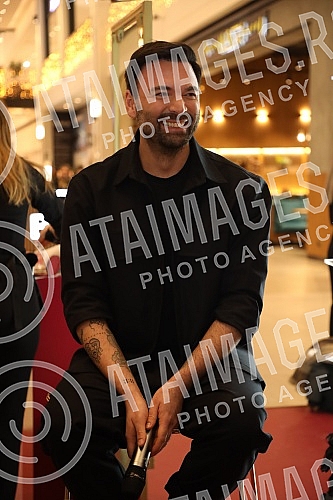 Famous Italian brand KIKO Milano is organizing the first MAKE-UP MARATHON this weekend in the shopping center Galerija in Belgrade, and on the first day the first face of the KIKO Milano brand in Serbia, influencer Dunja Jovanic and make-up artist Dr