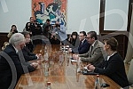 The President of the Republic of Serbia, Aleksandar Vucic, met with the US Deputy Assistant Secretary of State and Special Envoy of the United States of America for the Western Balkans, Gabriel Escobar.Predsednik Republike Srbije Aleksandar Vucic s