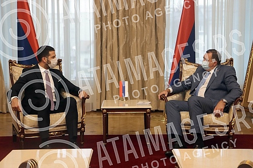 Serbian member of the BiH presidency Milorad Dodik met with serbian sports minister Vanja Udovicic.Srpski clan Predsjednistva BiH Milorad Dodik sastao se sa ministrom sporta Srbije Vanjom Udovicicem. 