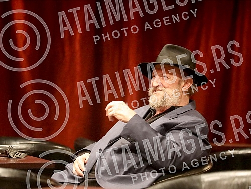 Actor Petar Bozovic was awarded the prize of the Association of dramatic artists of Serbia for his life's work in 2020 - the Dobrica ring award.Glumcu Petru Bozovicu urucena nagrada  Udruzenja dramskih umetnika Srbije za zivotno delo u 2020. godini