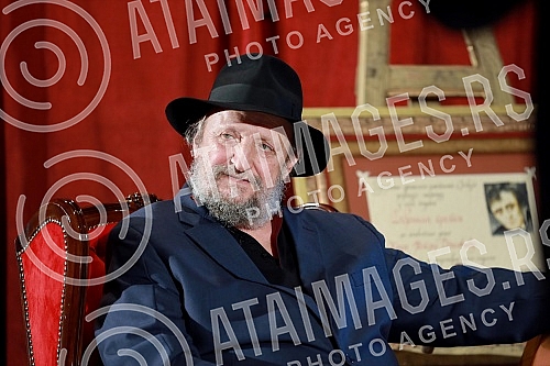 Actor Petar Bozovic was awarded the prize of the Association of dramatic artists of Serbia for his life's work in 2020 - the Dobrica ring award.Glumcu Petru Bozovicu urucena nagrada  Udruzenja dramskih umetnika Srbije za zivotno delo u 2020. godini