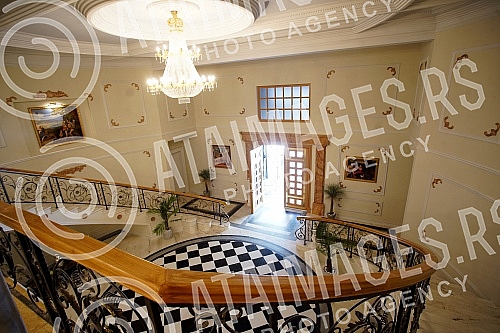 In consultation with the American production company CBS, which owns the license, Emotion Production in cooperation with TV Pink in Simanovci has started filming the domestic version of the famous series 