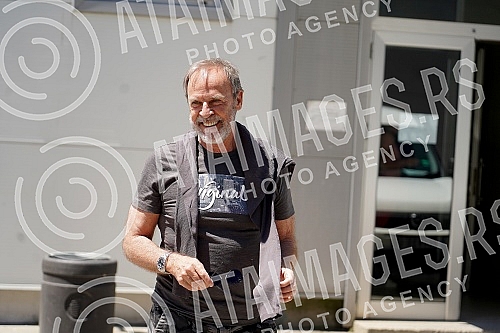 In consultation with the American production company CBS, which owns the license, Emotion Production in cooperation with TV Pink in Simanovci has started filming the domestic version of the famous series 