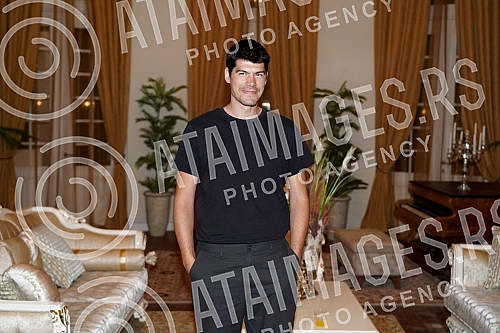 In consultation with the American production company CBS, which owns the license, Emotion Production in cooperation with TV Pink in Simanovci has started filming the domestic version of the famous series 