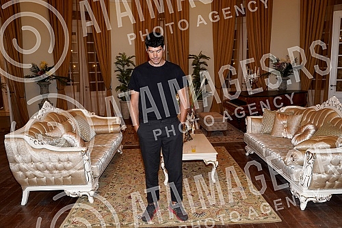 In consultation with the American production company CBS, which owns the license, Emotion Production in cooperation with TV Pink in Simanovci has started filming the domestic version of the famous series 