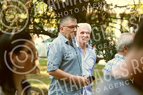 In front of the building of the Third Basic Public Prosecutor's Office, a press conference of the Oslobodjenje movement due to the summons for questioning of a former member of the UKP MUP of Serbia, Milan Dumanovic.Ispred zgrade Treceg osnovnog ja