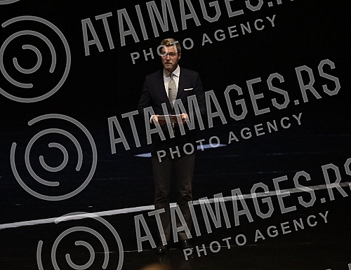 The double, 54th and 55th editions of Bitef, were officially opened tonight at the Yugoslav Drama Theater.Dvostruko, 54. i 55. izdanje Bitefa, svecano je otvoreno veceras u u Jugoslovenskom dramskom pozoristu