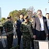 The President of Serbia, Aleksandar Vucic, visited the display of weapons and military equipment in Usce.Predsednik Srbije Aleksandar Vucic obisao je prikaz sredstava naoruzanja i vojne opreme na Uscu.
