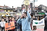 In Novi Sad, the blockade of the crossroads near Futoska pijaca was held from 1 pm to 2 pm, and then the walk along Jevrejska Street, Jovana Subotica Street to the Temerin Crossroads started. U Novom Sadu je odrzana blokada raskrsnice kod Futoske p