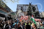 A gathering of market vendors protesting against e-fiscalization in Serbian markets marched in front of the Usca shopping mall, and then protesters marched towards Zeleni venac and Terazije tunnel, then to Makednoska Street and the RTS building, from