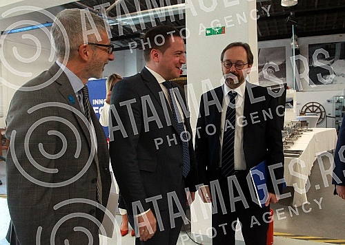 The First French-Serbian Innovation Forum, organized by the French Embassy in Serbia, the French Institute in Serbia and the Tempus Foundation, has started at the Museum of Science and Technology.U Muzeju nauke i tehnike je poceo Prvi francusko-srp