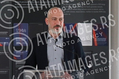 The First French-Serbian Innovation Forum, organized by the French Embassy in Serbia, the French Institute in Serbia and the Tempus Foundation, has started at the Museum of Science and Technology.U Muzeju nauke i tehnike je poceo Prvi francusko-srp