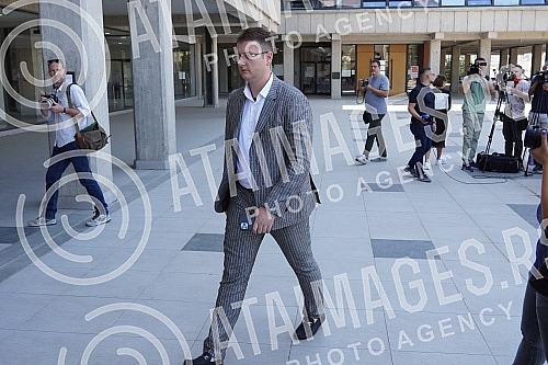 The High Court in Belgrade handed down a verdict according to which Zoran Marjanovic is guilty of the serious murder of his wife Jelena Marjanovic on April 2, 2016 in Borca, and the lawyers briefly addressed the media.Visi sud u Beogradu doneo je p