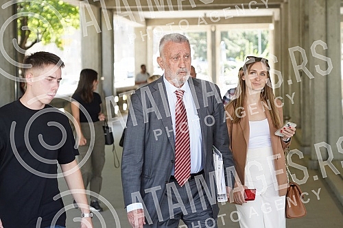 The High Court in Belgrade will pronounce its verdict on Zoran Marjanovic, accused of murdering his wife Jelena Marjanovic on April 2, 2016 in Borca.Visi sud u Beogradu izreci ce presudu Zoranu Marjanovicu, optuzenom za tesko ubistvo svoje supruge 