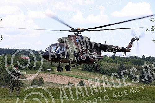 Deputy Prime Minister and Minister of Defense Nebojsa Stefanovic and Minister of Defense of the United Kingdom of Great Britain and Northern Ireland Ben Wallace visited the memorial of the Halliard Mission in Pranjani, near Gornji Milanovac.Potpred