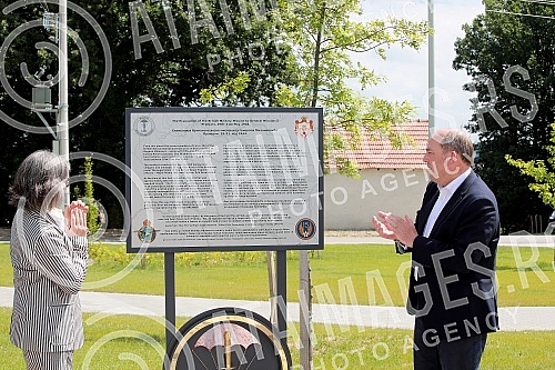 Deputy Prime Minister and Minister of Defense Nebojsa Stefanovic and Minister of Defense of the United Kingdom of Great Britain and Northern Ireland Ben Wallace visited the memorial of the Halliard Mission in Pranjani, near Gornji Milanovac.Potpred