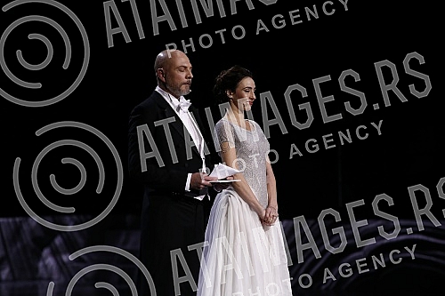The opening ceremony of the year of the title of European Capital of Culture was held at the Serbian National Theater in Novi Sad. Ceremonija otvaranja godine titule Evropske prestonice kulture odrzana je u Srpskom narodnom pozoristu u Novom Sadu.
