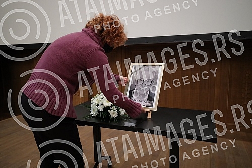 Commemoration on the occasion of the death of prominent drama artist Vladan Zivkovic was held at the Yugoslav Cinematheque.Komemoracija povodom smrti istaknutog dramskog umetnika Vladana Zivkovica odrzana je Jugoslovenskoj kinoteci.