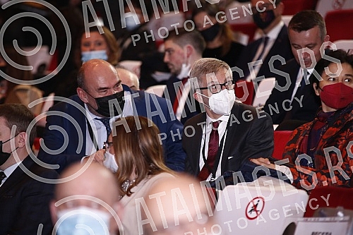 The opening ceremony of the year of the title of European Capital of Culture was held at the Serbian National Theater in Novi Sad. Ceremonija otvaranja godine titule Evropske prestonice kulture odrzana je u Srpskom narodnom pozoristu u Novom Sadu.