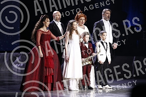 The opening ceremony of the year of the title of European Capital of Culture was held at the Serbian National Theater in Novi Sad. Ceremonija otvaranja godine titule Evropske prestonice kulture odrzana je u Srpskom narodnom pozoristu u Novom Sadu.