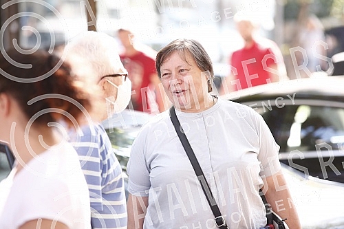 Behind the House of the National Assembly, a press conference was held for the Initiative for Change and the Alliance of Environmental Organizations of Serbia (SEOS) due to the violation of the Law on People's Initiative.Iza Doma Narodne skupstine