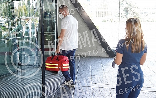 The men's basketball team of Serbia has started gathering before the preparations for the qualification matches for going to the World Championship in August, that is, the European Championship in September.Muska kosarkaska reprezentacija Srbije je