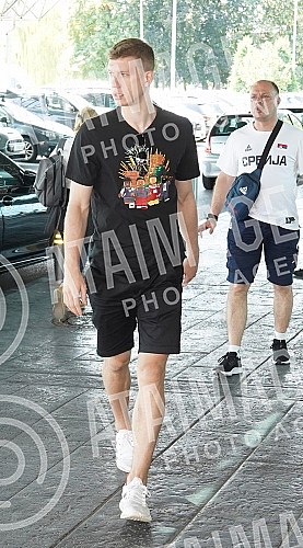 The men's basketball team of Serbia has started gathering before the preparations for the qualification matches for going to the World Championship in August, that is, the European Championship in September.Muska kosarkaska reprezentacija Srbije je